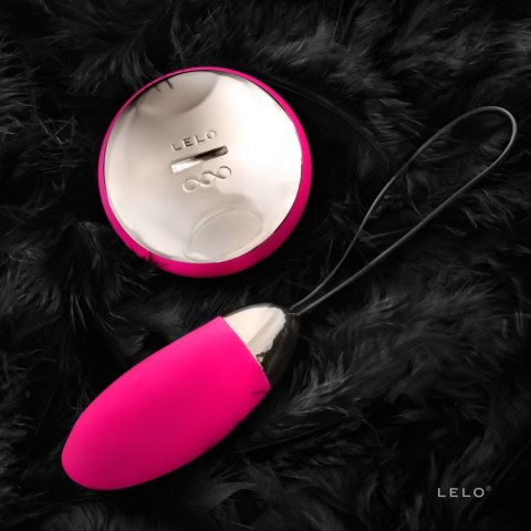 LELO Lyla™ 2 Cerise – elegancki design w intensywnym, czereśniowym odcieniu, stworzony z myślą o komfortowym użytkowaniu