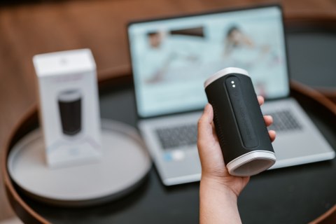 Lovense Calor – Inteligentny Masturbator z Funkcją Grzania i Czujnikiem Głębokości