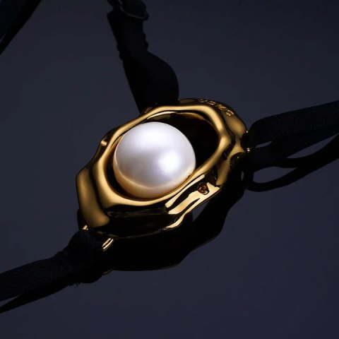 Upko "Moist Eyes" G-string Clitoral Jewelry With Bead Stimulator
