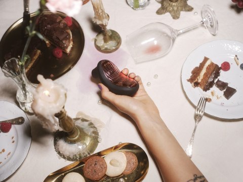 Stymulator łechtaczki sterowany aplikacją Sona 3 Cruise Plum LELO